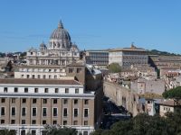 Der Petersdom, Blick von Engelsburg, Rom. Foto: Anette Rietz