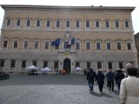 Regierungsgebäude, Rom