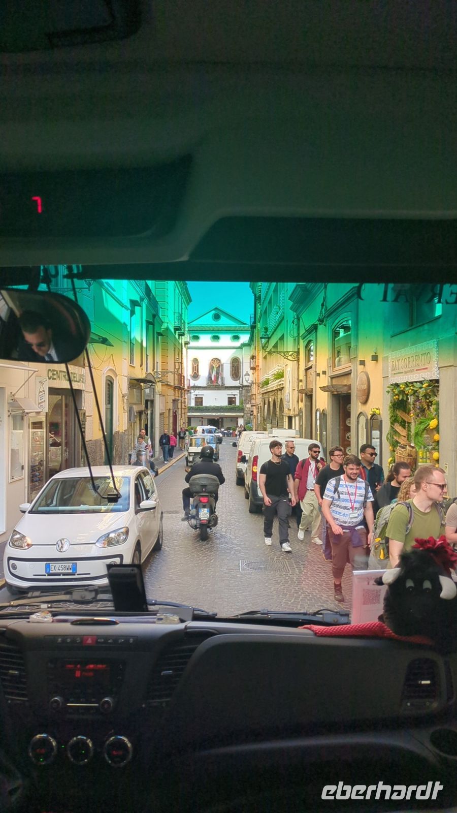 hier muss unser Bus durch