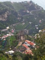 Blick auf Ravello und Ruine Sant’Eustachio/Amalfiküste/Italien