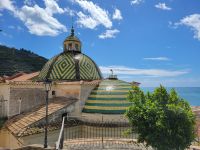 Kuppel der Kirche von Maiori/Zitronenweg/Amalfiküste/Italien