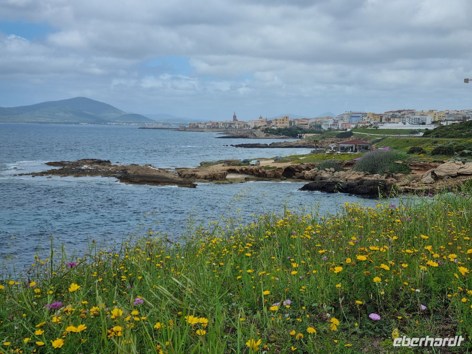 Fahrt entlang der Westküste von Alghero nach Bosa... (Blick auf Alghero)