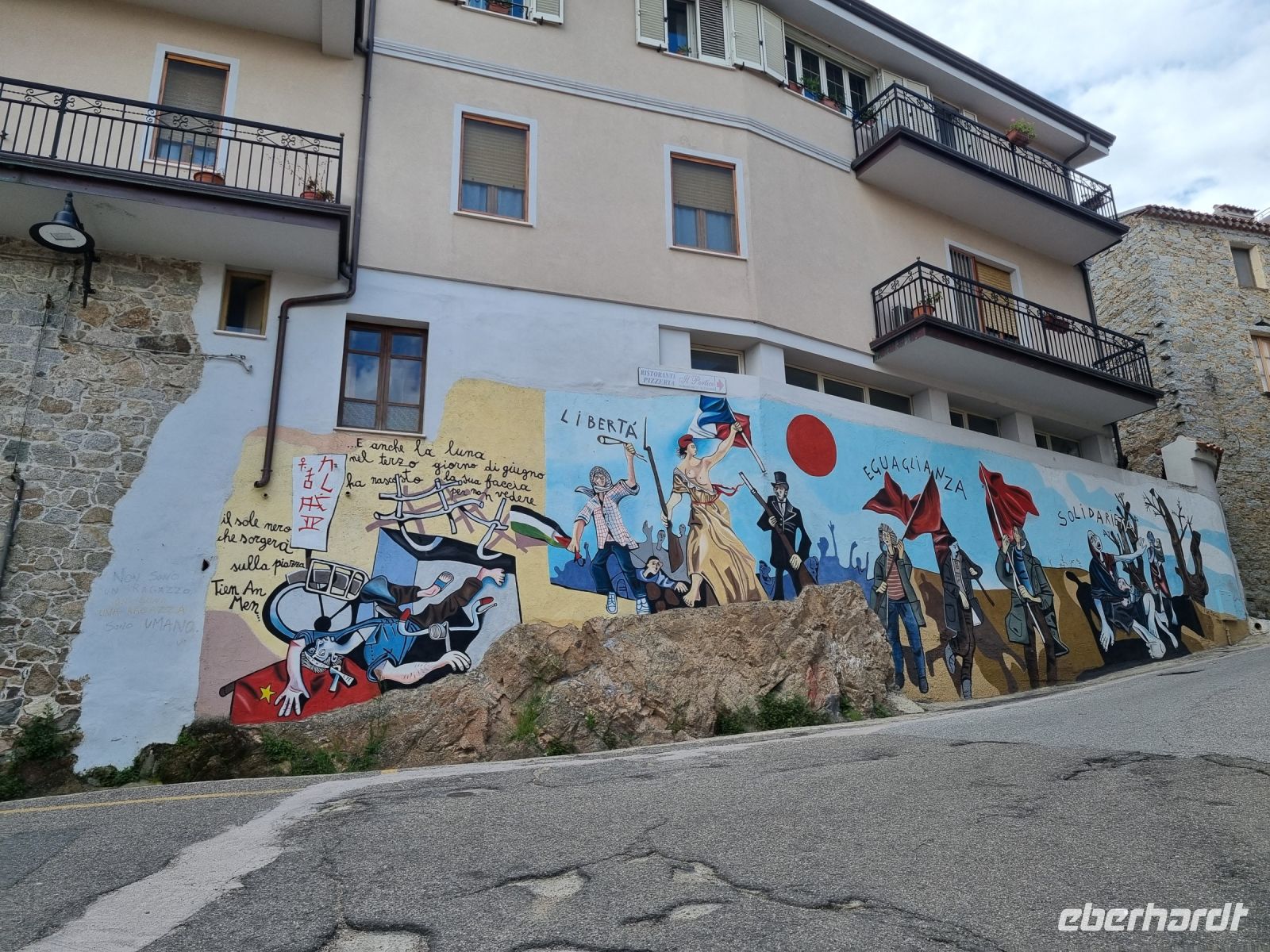 Orgosolo - Corso Repubblica (Wandmalereien 