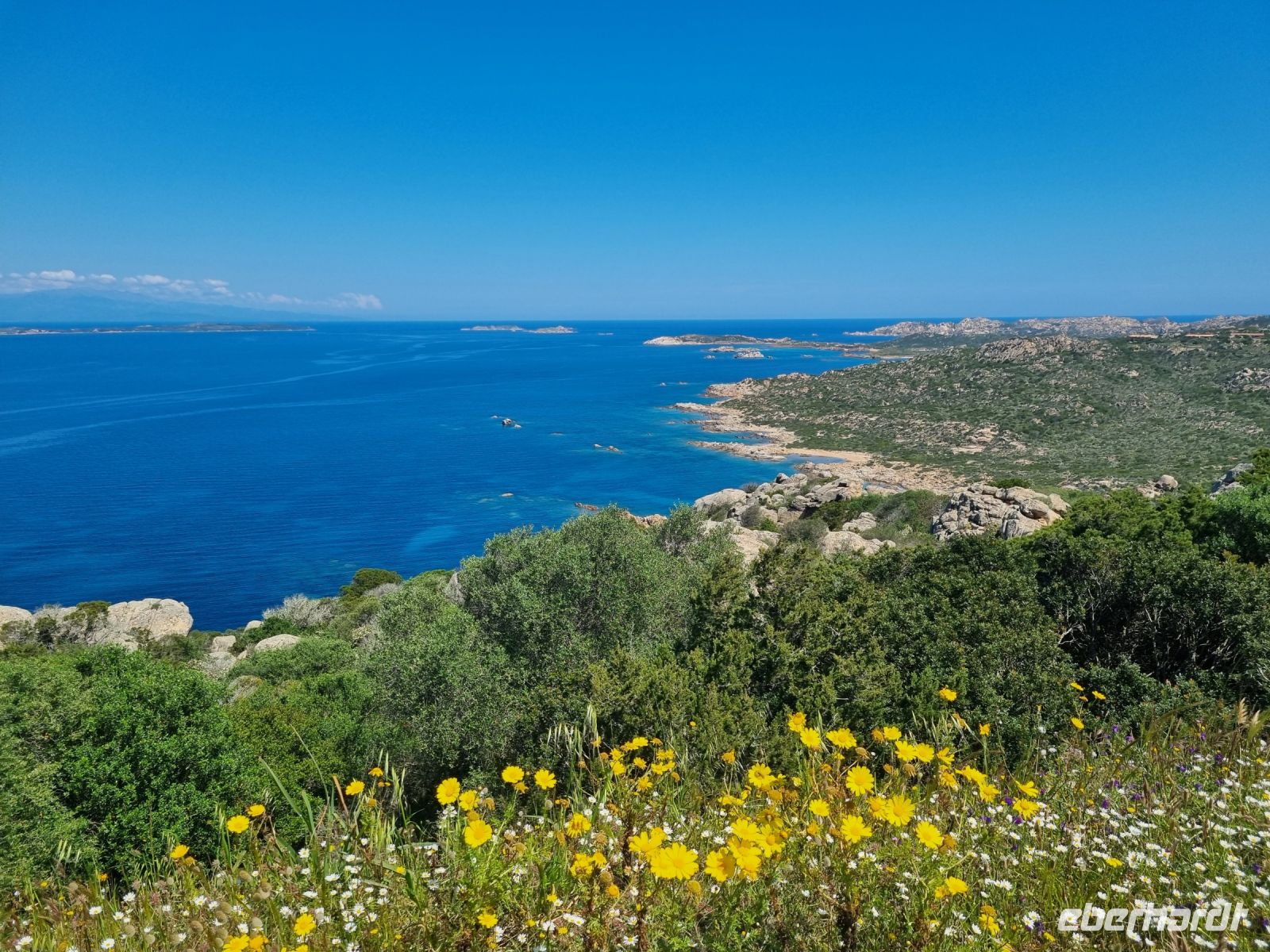 Panorama-Blick im westlichen Teil der Insel La Maddalena