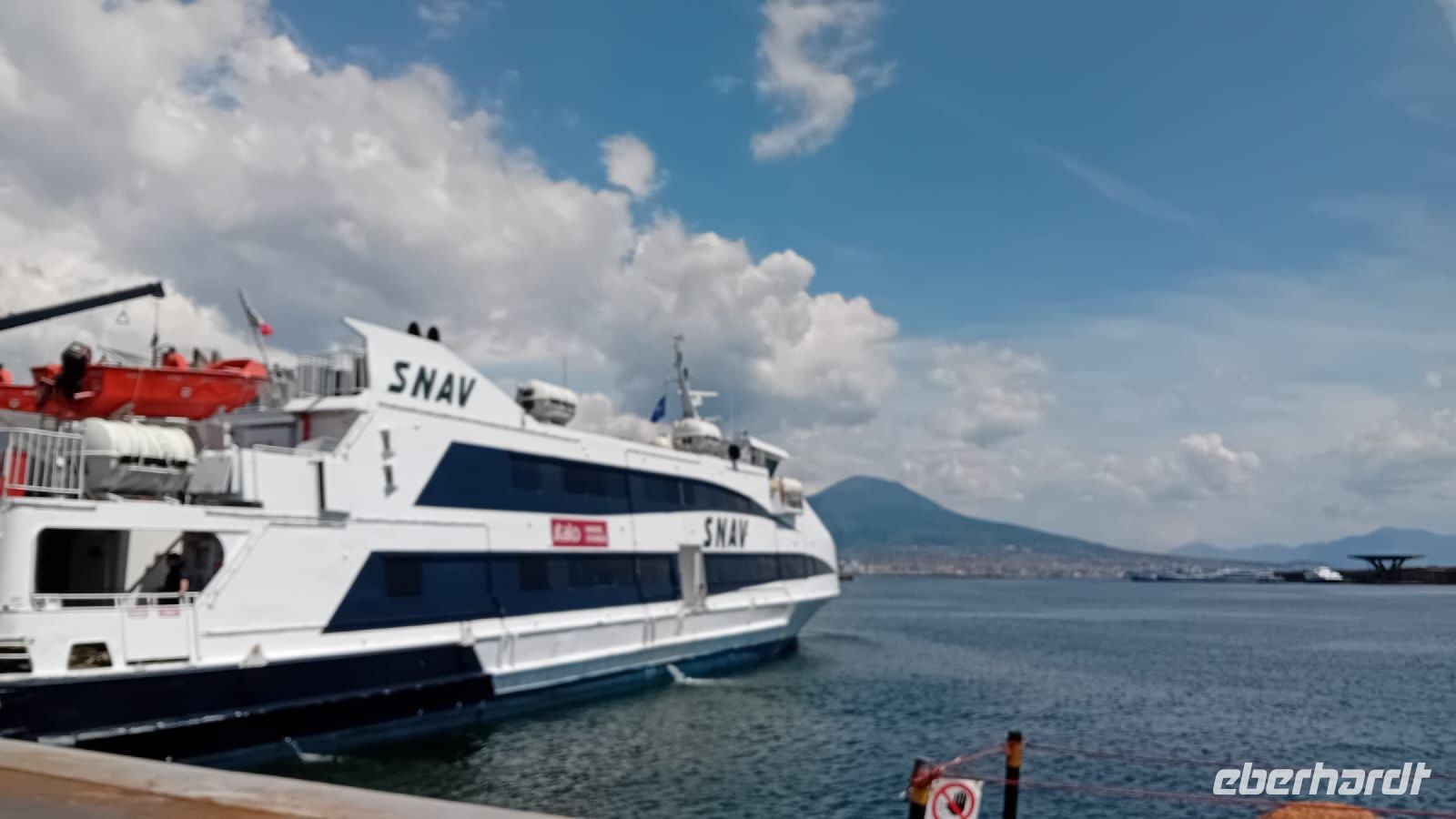 Fähre SNAV von Neapel nach Capri