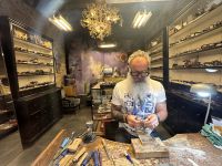 Herstellung von Hornbrillen