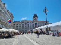 Triest - Piazza dell'Unità d'Italia (Platz der Einheit Italiens) mit dem Rathaus