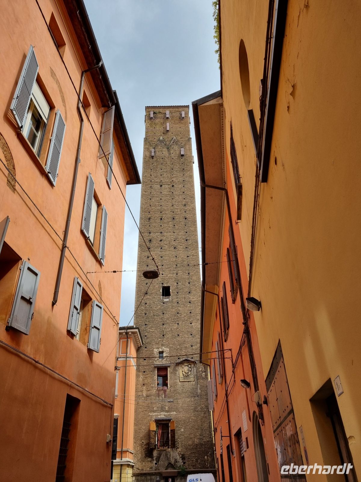 Bologna - Torre dei Prendiparte (Torre Coronata)