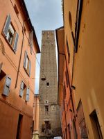 Bologna - Torre dei Prendiparte (Torre Coronata)