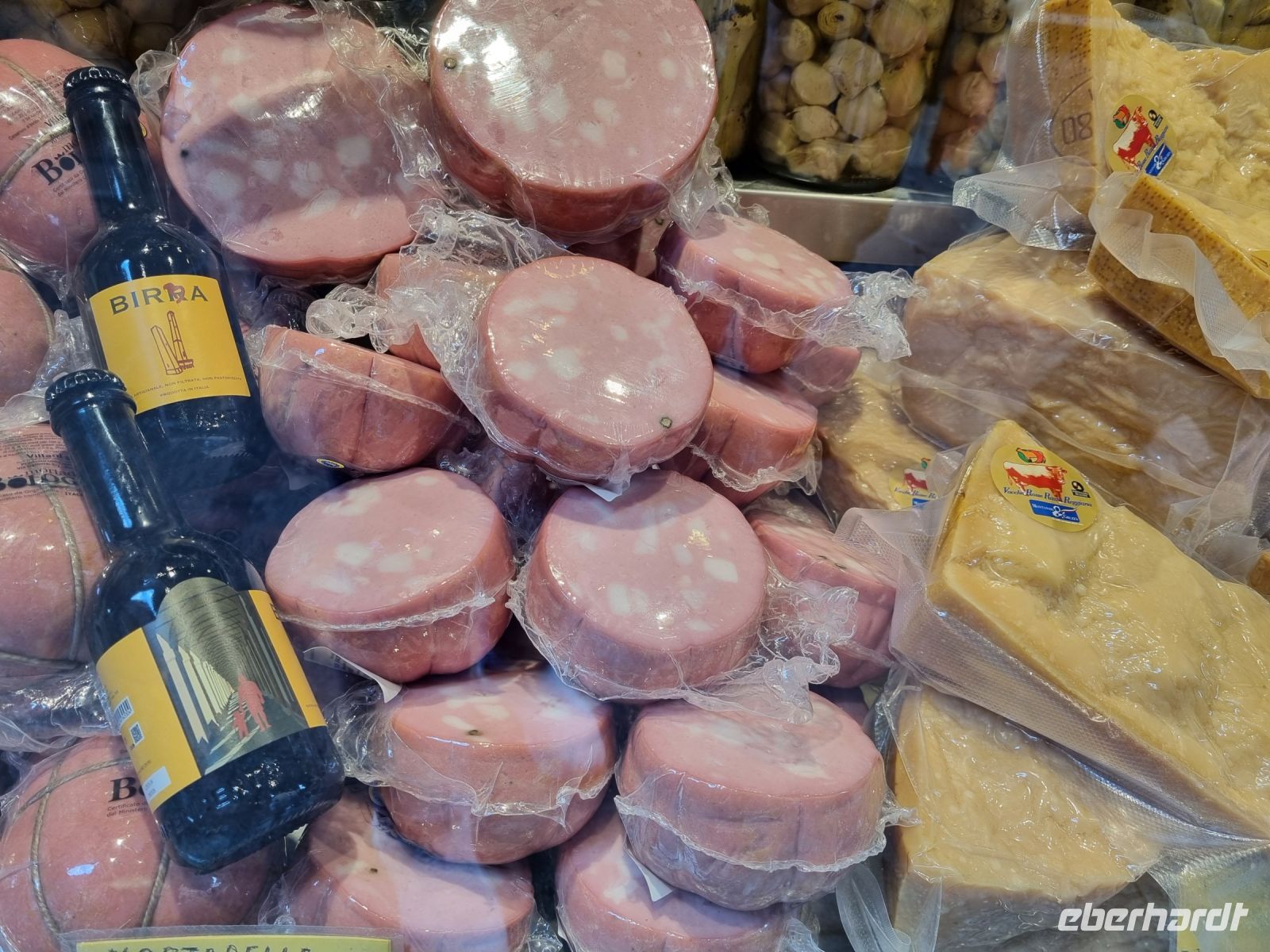 Bologna - kulinarische Spezialitäten... (Mortadella)
