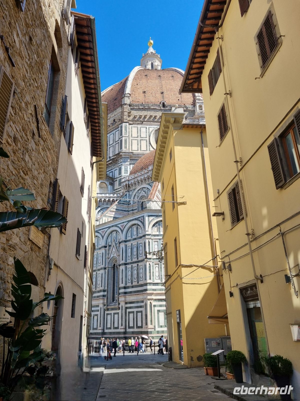 Florenz - Altstadt (Via della Canonica) mit Blick zur Kathedrale Santa Maria del Fiore