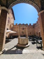 Siena - Palazzo Chigi-Saracini