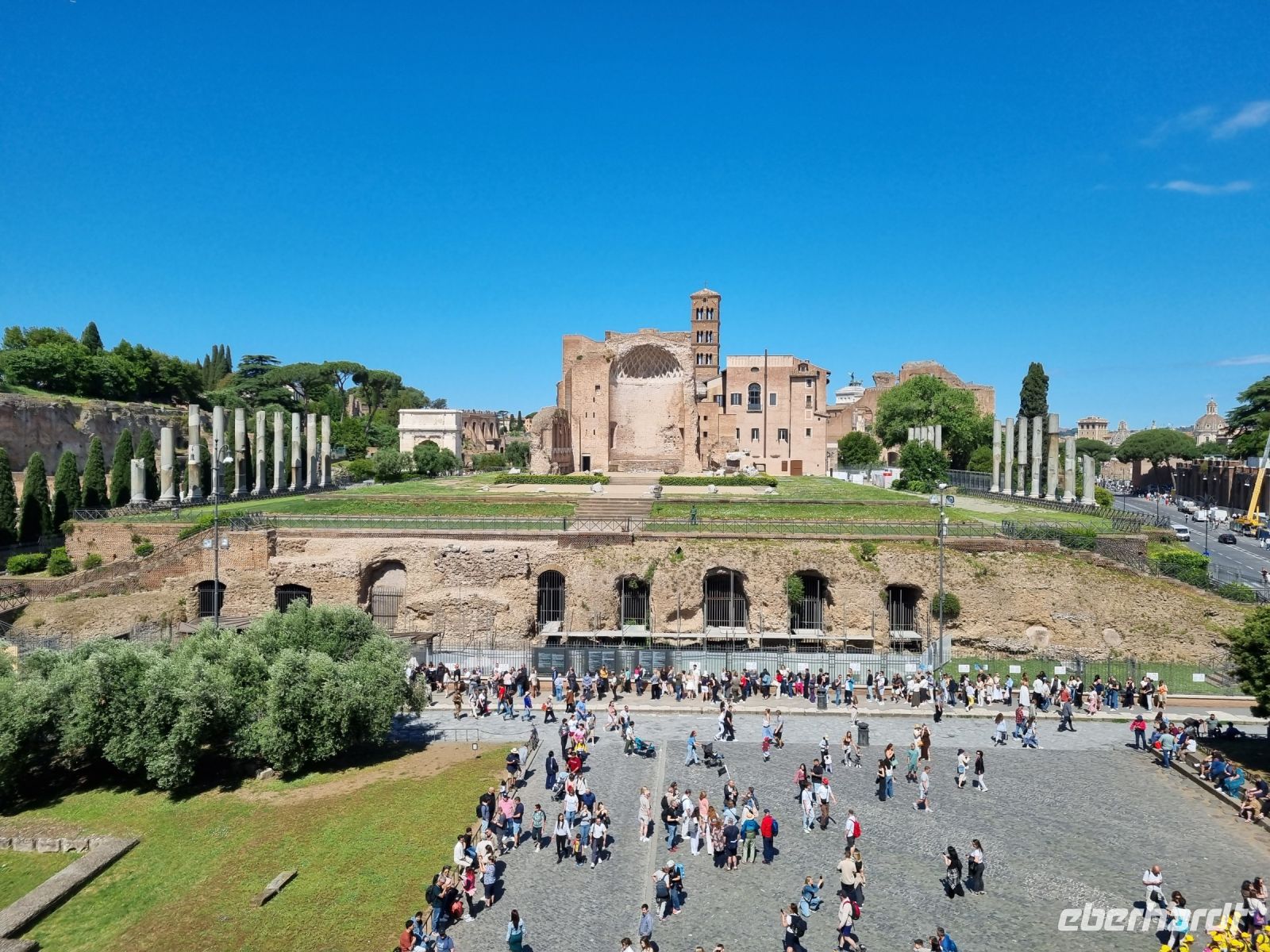 Rom - Blick vom Kolosseum in Richtung Forum Romanum 