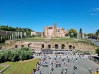 Rom - Blick vom Kolosseum in Richtung Forum Romanum 
