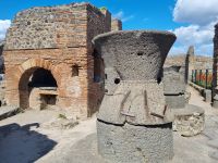 Pompeji - Panificio di Popidius Priscus (Bäckerei)