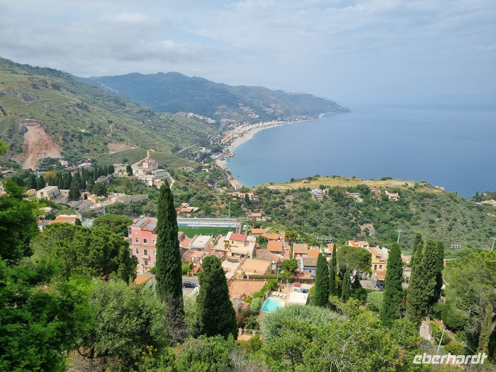 Insel Sizilien - Taormina (Ausblick vom Antiken Theater gen Norden)
