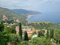 Insel Sizilien - Taormina (Ausblick vom Antiken Theater gen Norden)