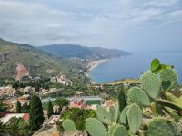 Insel Sizilien - Taormina (Ausblick vom Antiken Theater gen Norden)