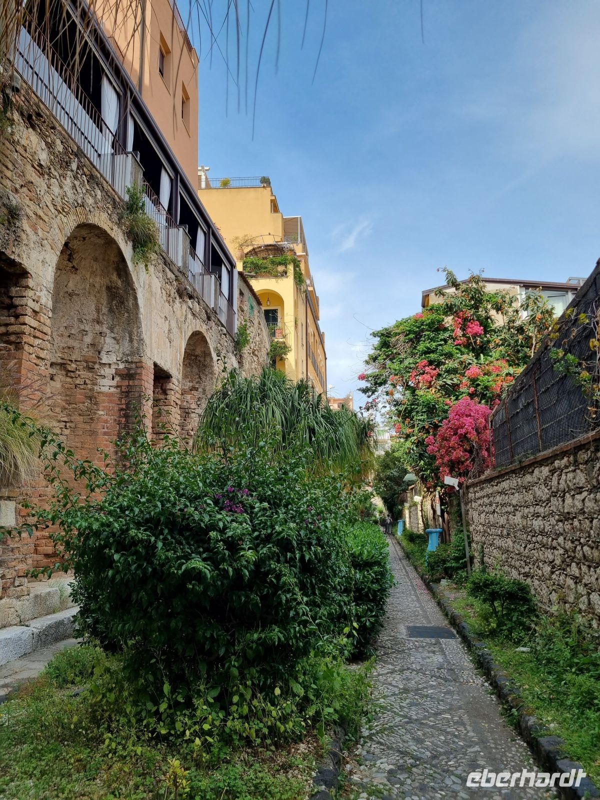 Insel Sizilien - Taormina (antikes römisches Bauwerk - 