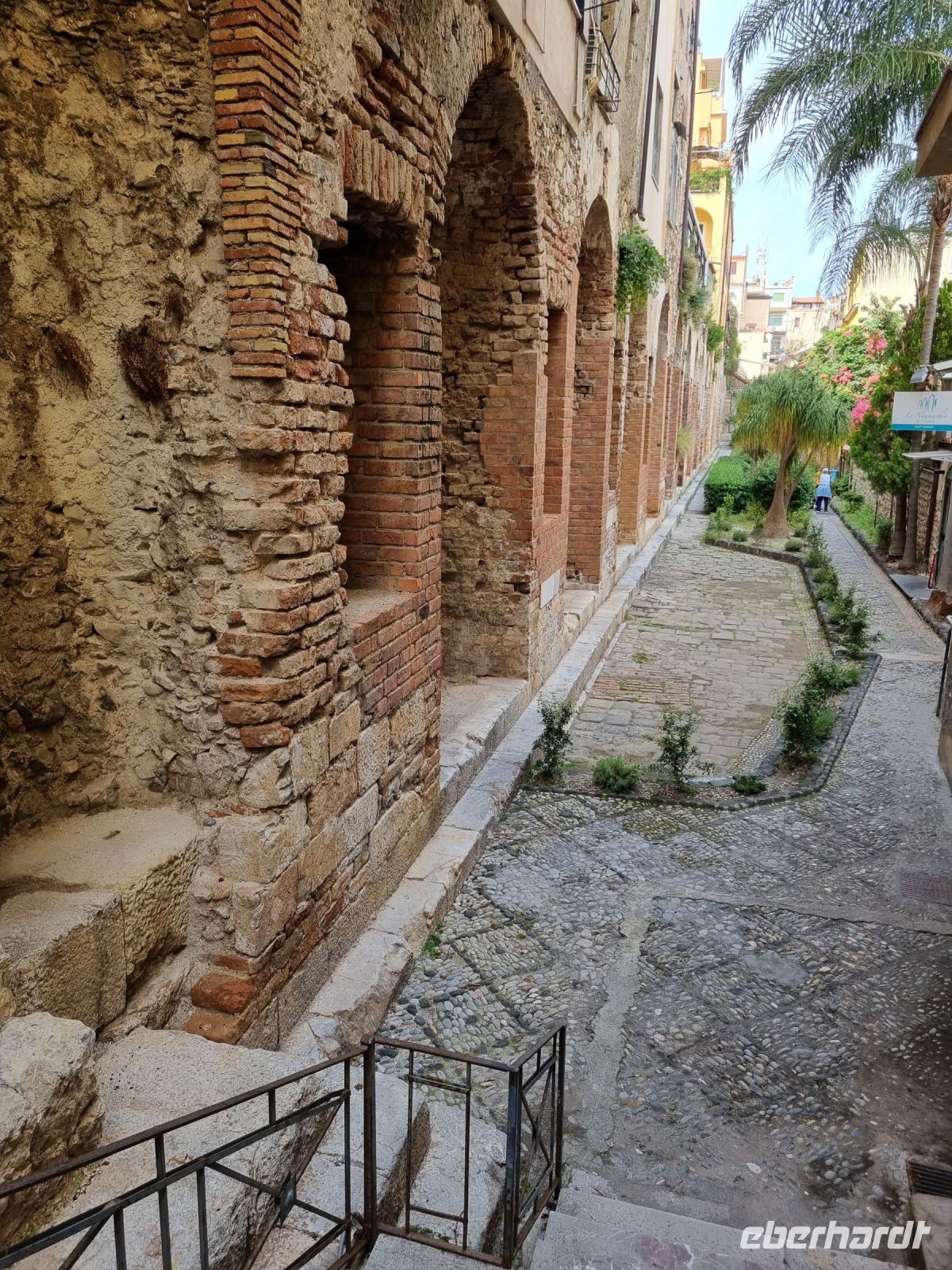 Insel Sizilien - Taormina (antikes römisches Bauwerk - 
