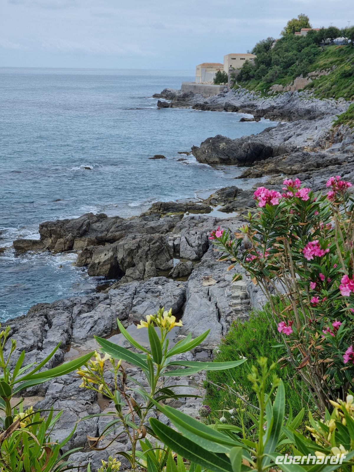 Insel Sizilien - Küste bei Cefalù