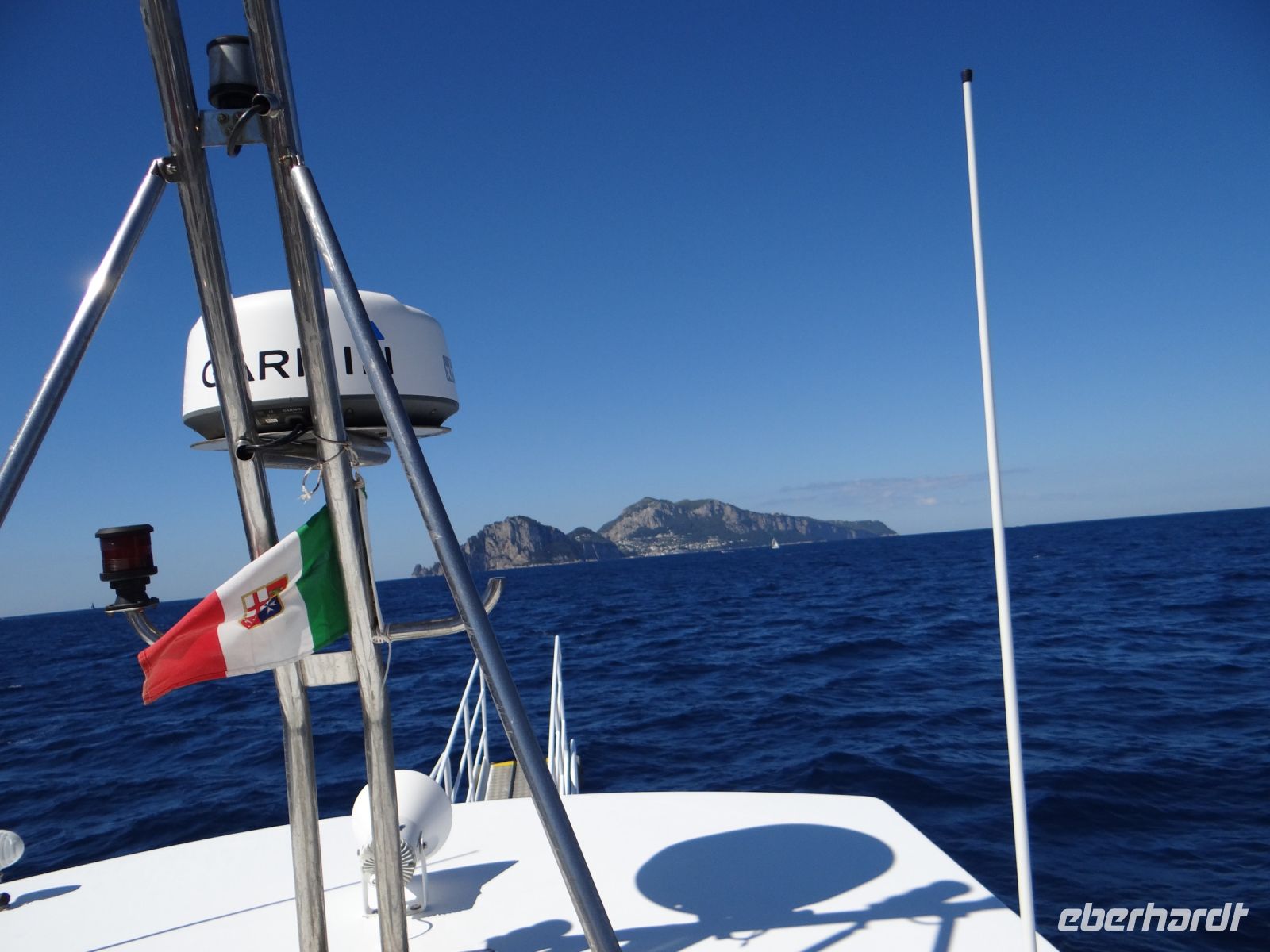 Ausflug nach Capri bei strahlend blauem Wetter
