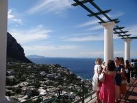 -	Capri, ein letzter Blick von oben, bevor es mit dem Funicular zurück zum Hafen geht.