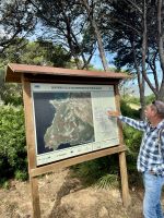 1. Wanderung zum Punta Giglio - Wanderführer Detlev gibt uns einen Überblick