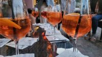 237 – Italien, Trentino, Hotel Tevini, Auf den letzten Abend anstoßen
