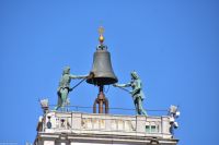 Venedig - Piaza di San Marco (Markusplatz) - Glockenspiel - Vorlage für das Glockenspiel am Augustusplatz in Leipzig