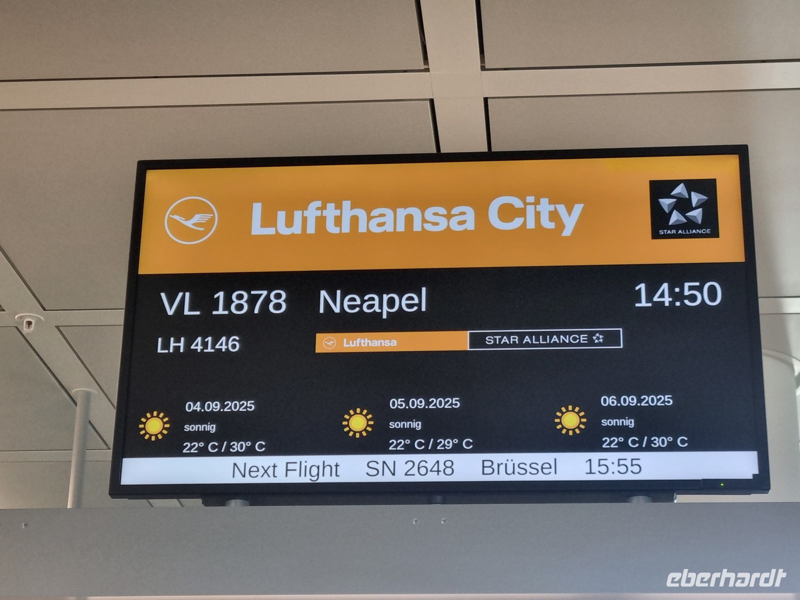 Flughafen München - Abflug nach Neapel...