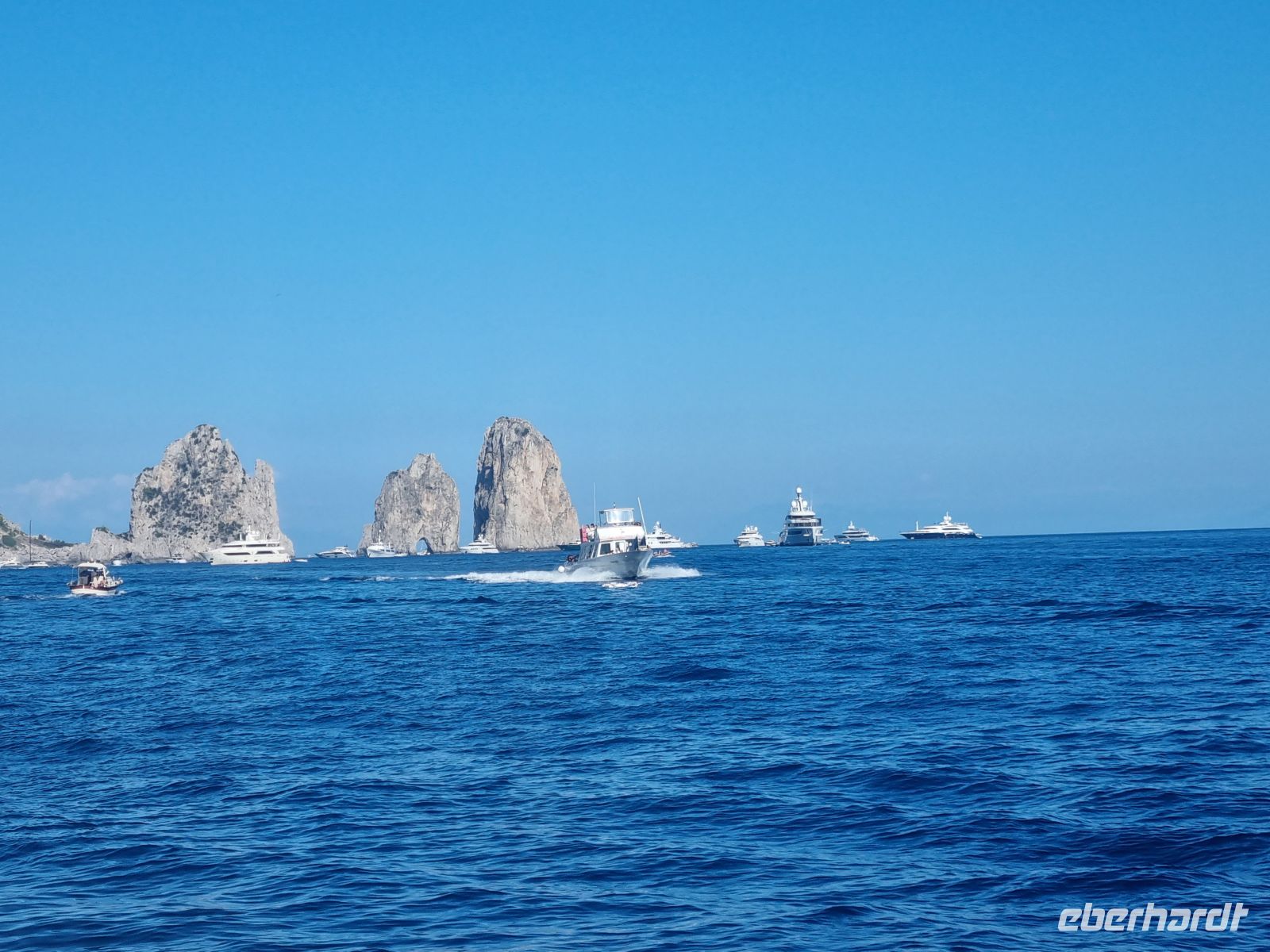 Insel-Rundfahrt Capri (Faraglioni-Felsen)