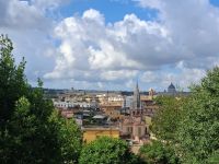 Blick auf Rom vom oben mit Vatikan