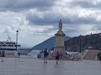 Die Statue von San Bartolomeo - auf Plaza Marina Corta - Lipari, Sizilien 