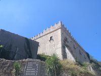 Das Schloss von Montalbano-Elicona 