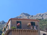 Aussicht auf die Berge hinter Longi - Sizilien 