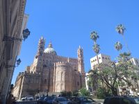 Die Ansicht der Kathedrale von Piaza Sett` Angelli - Palermo, Sizilien