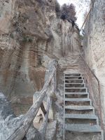 Zungri - Die Felsensiedlungen und viele alte und neue Treppen - Kalabrien