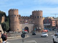 das antike Osttor Porta Ostiensis