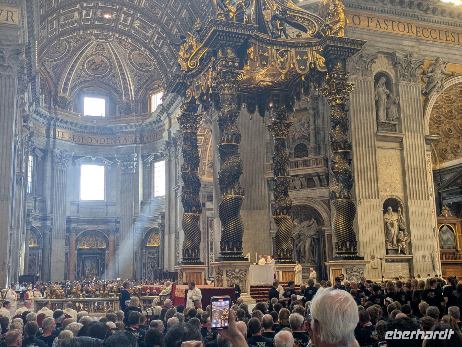 Petersdom Papstaltar