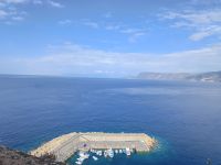 Blick aufs Meer und Yachthafen  von Castello Ruffo in Scilla - Kalabrien