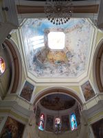 Die Kuppel und Deckenfreseken im Dom  in Pizzo - Kalabrien