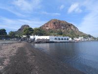 Der schwarze Strand auf der Insel Vulcano - Liparische Inseln - Sizilien