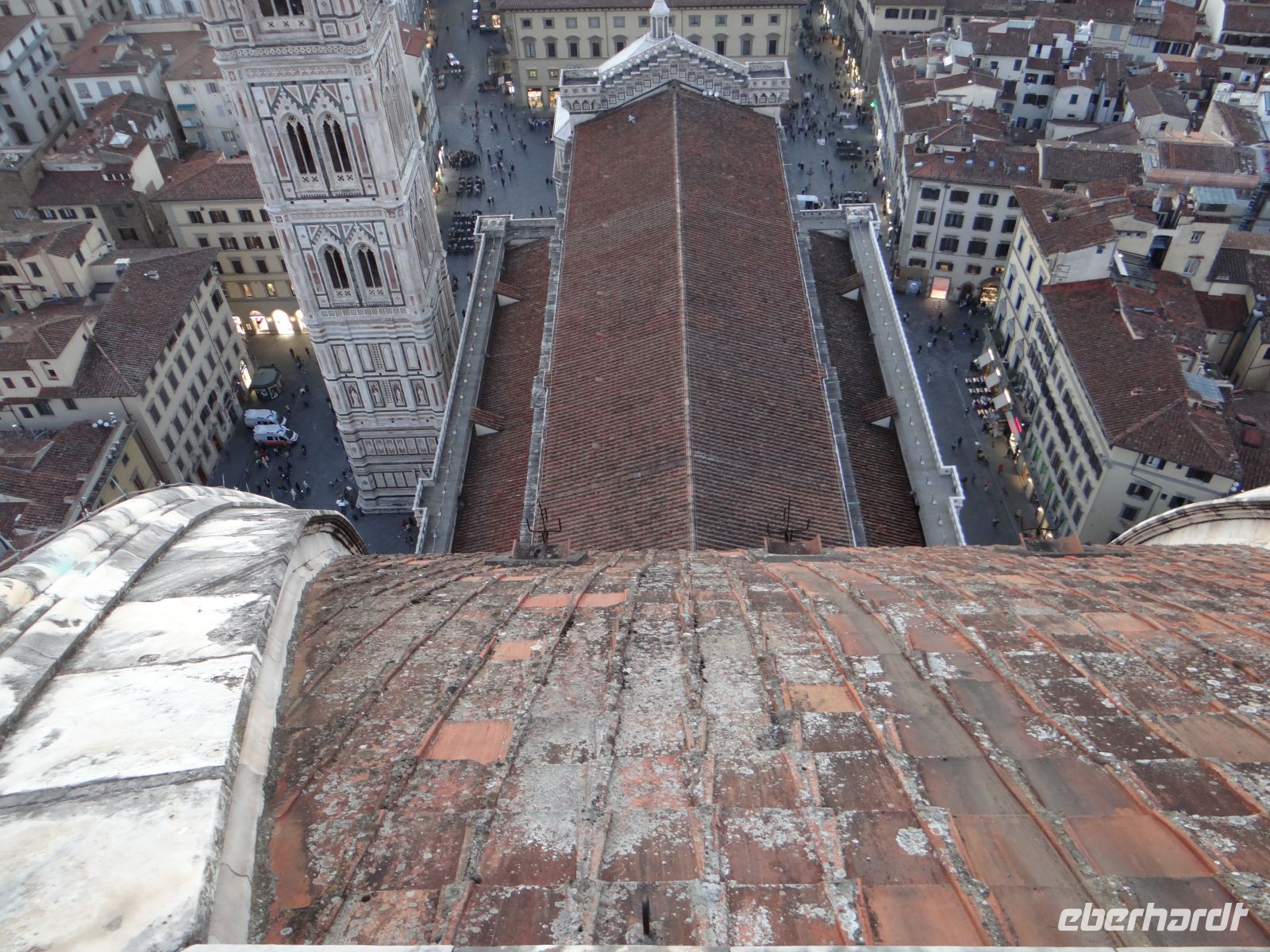 Florenz, von der Domkuppel geht es steil nach unten.