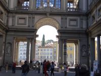 Florenz, Blick aus dem Hof der Uffizien Richtung Arno.
