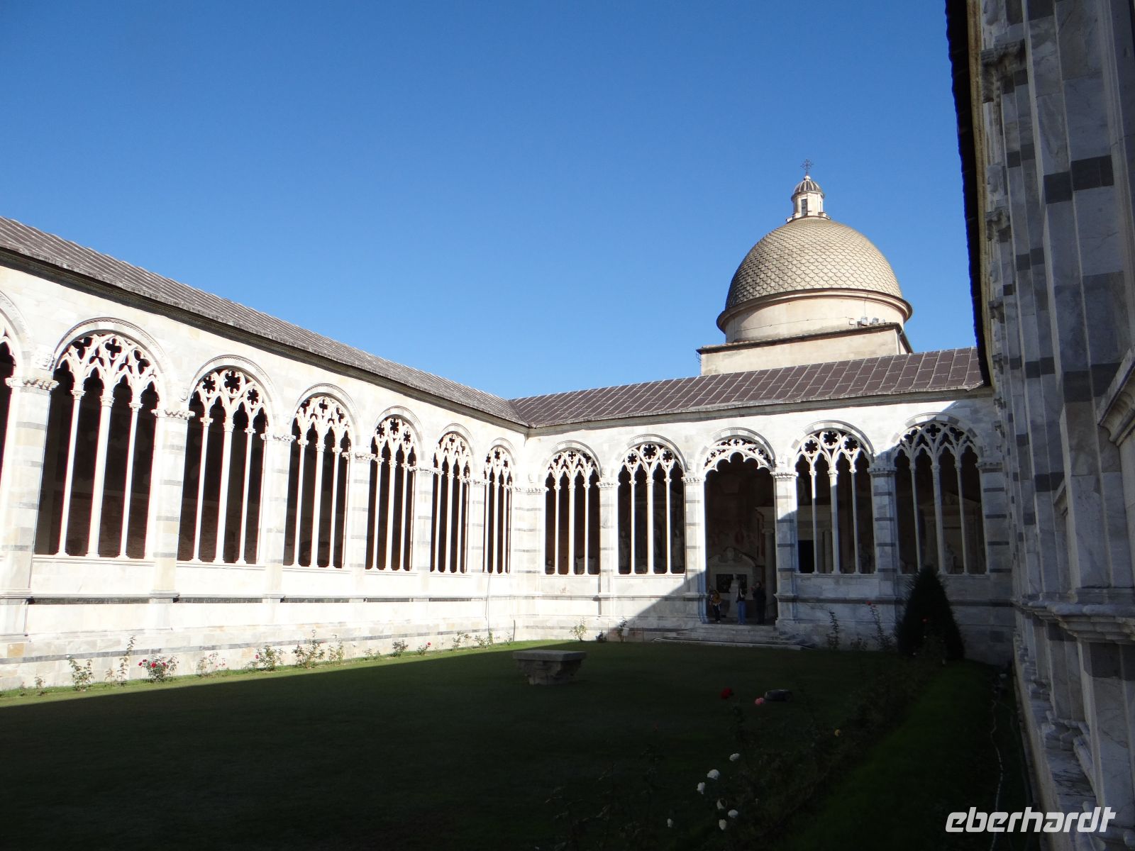 Pisa, im Campo Santo sind die Verstorbenen in Erde aus dem Heiligen Land gebettet. 