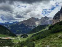 Naturpark Puez - Geisler  - Blick auf Rosengarten