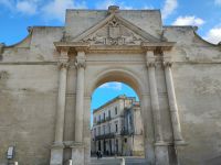Porta Napoli, Lecce 