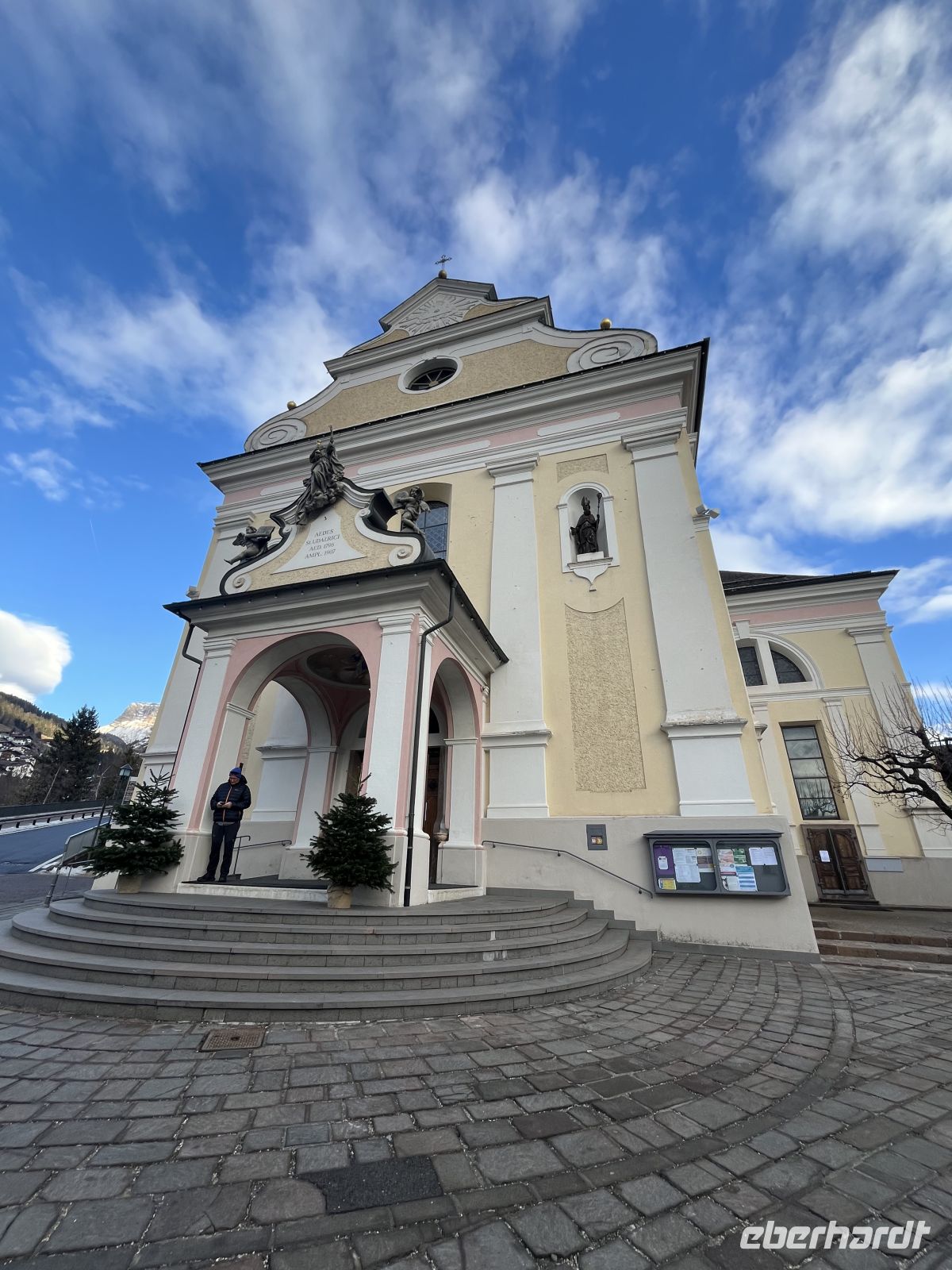 Weinachts- & Silvesterreise Südtirol: St. Ulrich Pfarrkirche