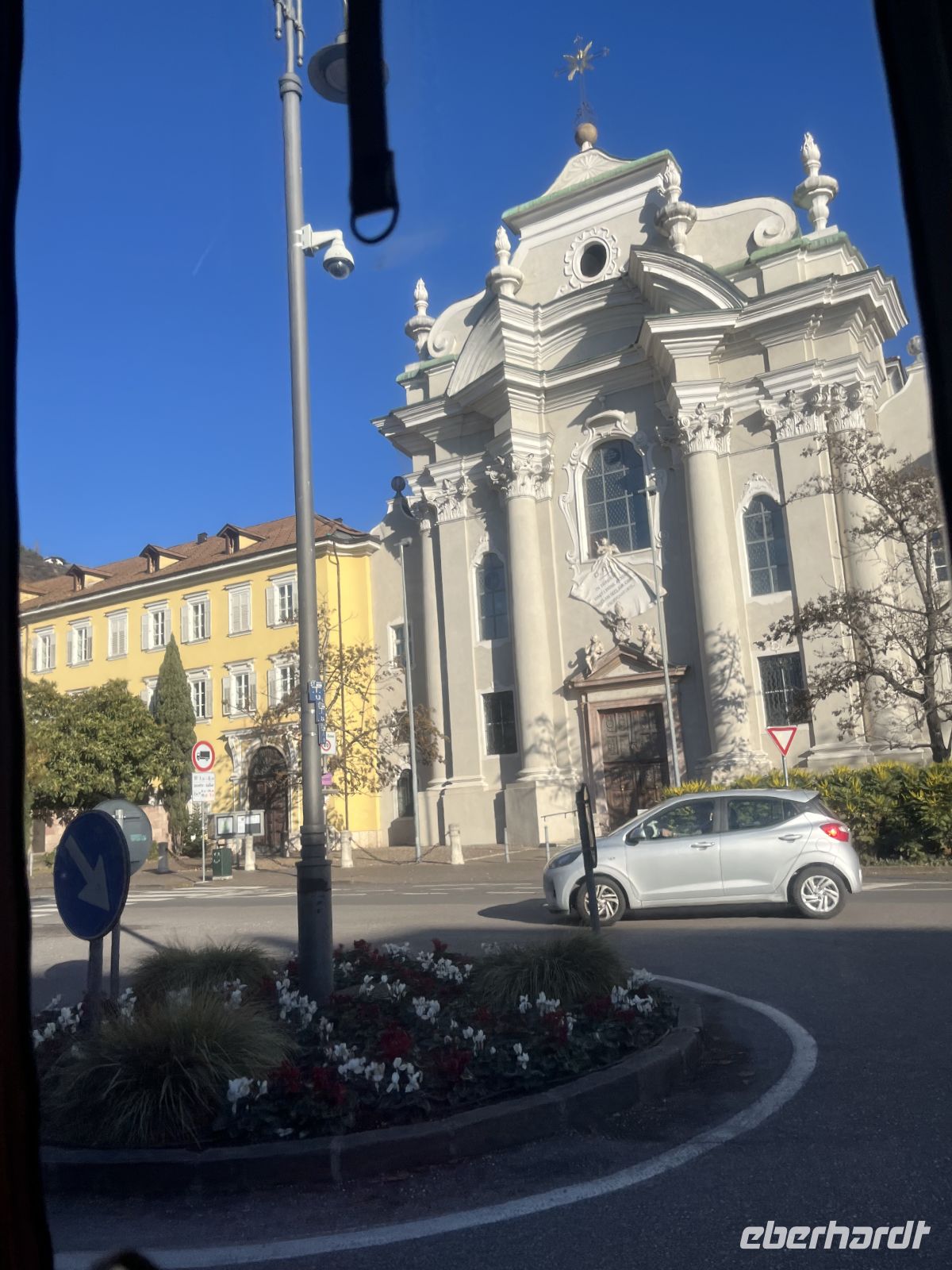 Weihnachts- & Silvesterreise Südtirol:  Bozen - Stiftskirche Mori- Gries